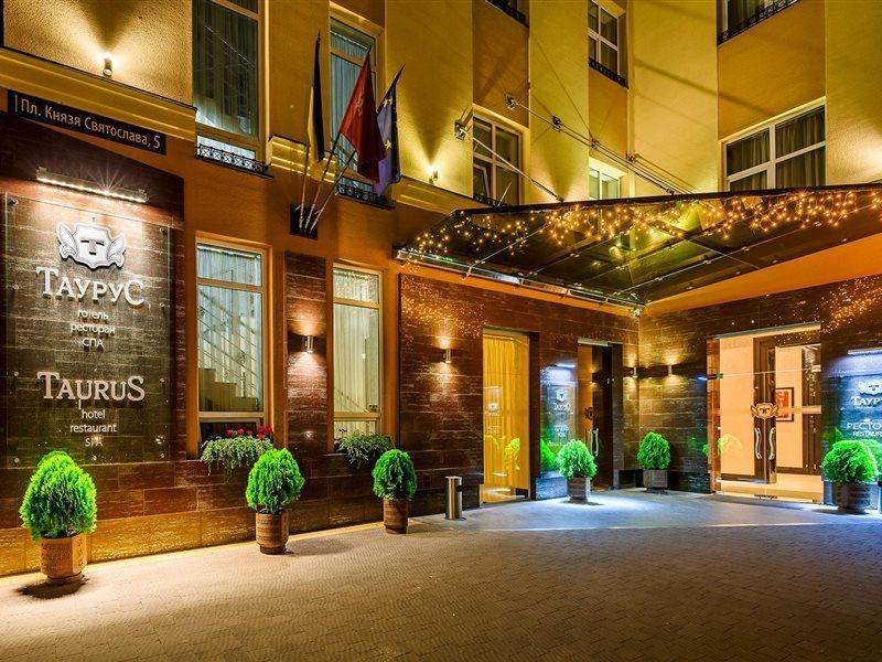 Hotel Taurus & Lemberg